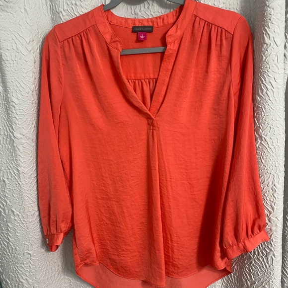 Vince Camuto Vibrant Coral Orange Split V-Neck Blouse Size Small - Picture 4 of 6